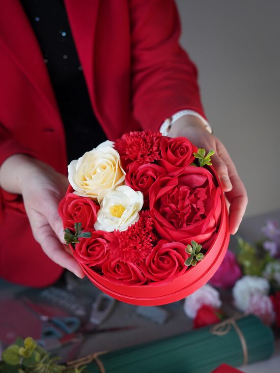 Kompozīcija apaļa vidēja